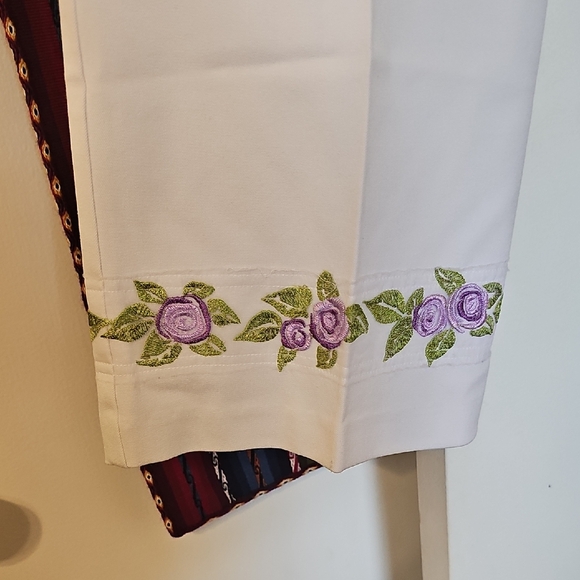Karen Kane White Wide-Leg Pants with Purple Floral Trim - Picture 3 of 3